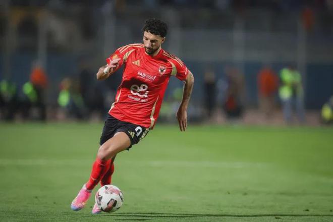 包含帕尔梅拉斯主场气氛火爆,球迷助威成强大后盾的词条 包含帕尔梅拉斯主场气氛火爆,球迷助威成强大后盾的词条