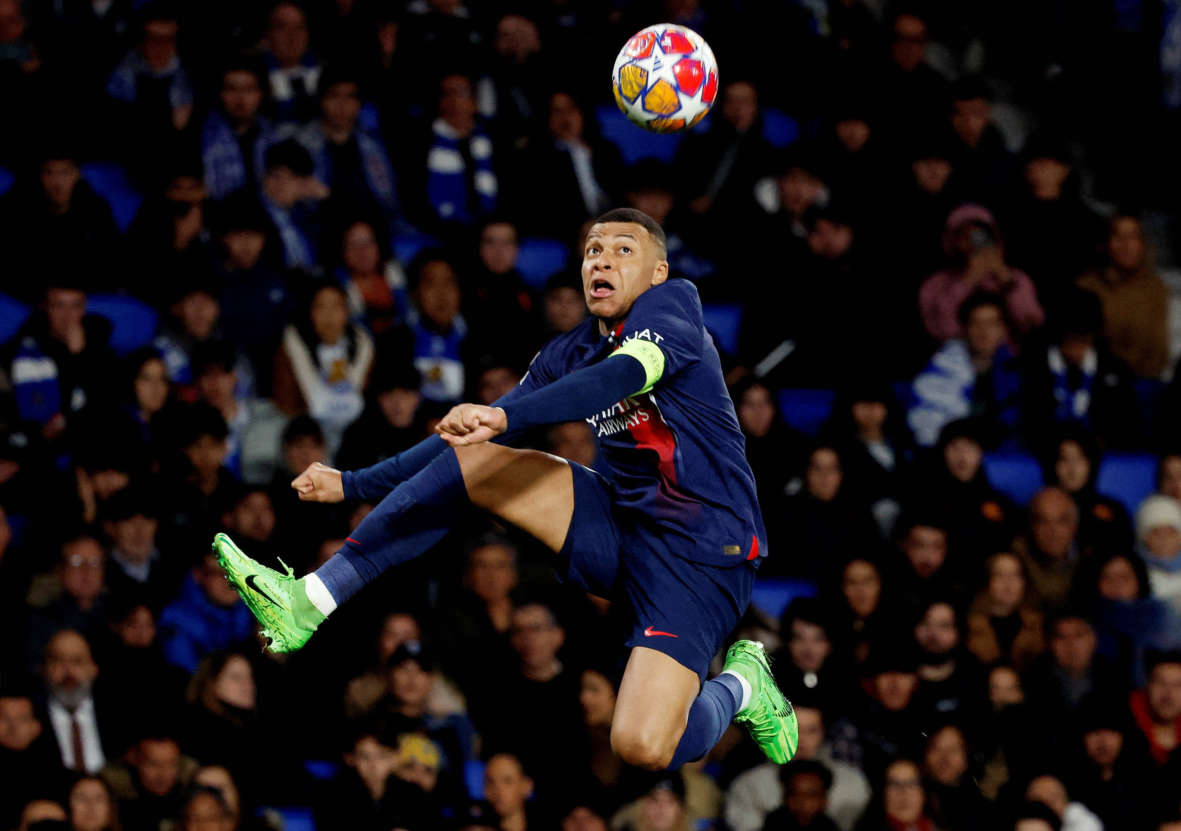 星空体育地址-巴黎圣日耳曼大胜，轻松跻身淘汰赛的简单介绍