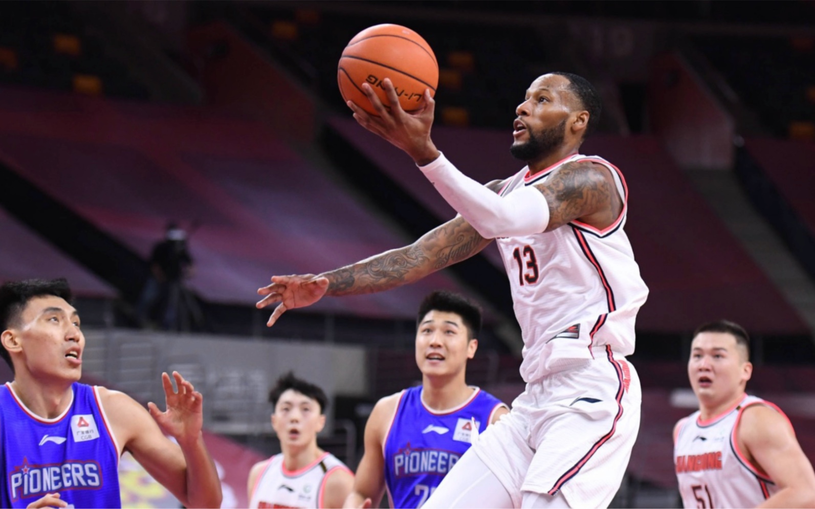 CBA比赛视频直播带来新看点，受欢迎程度提升