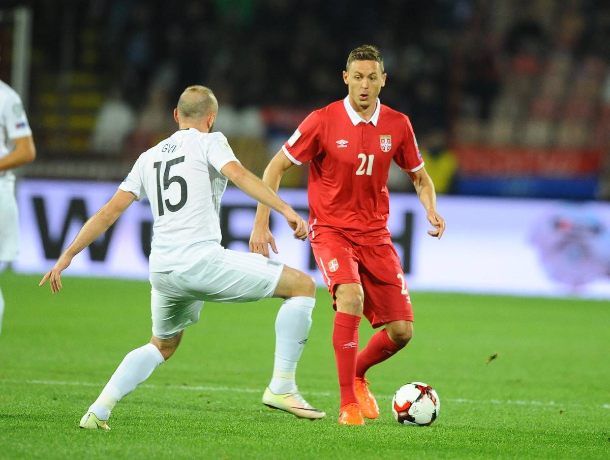 包含热门足球赛事：欧洲预选赛大幕拉开的词条