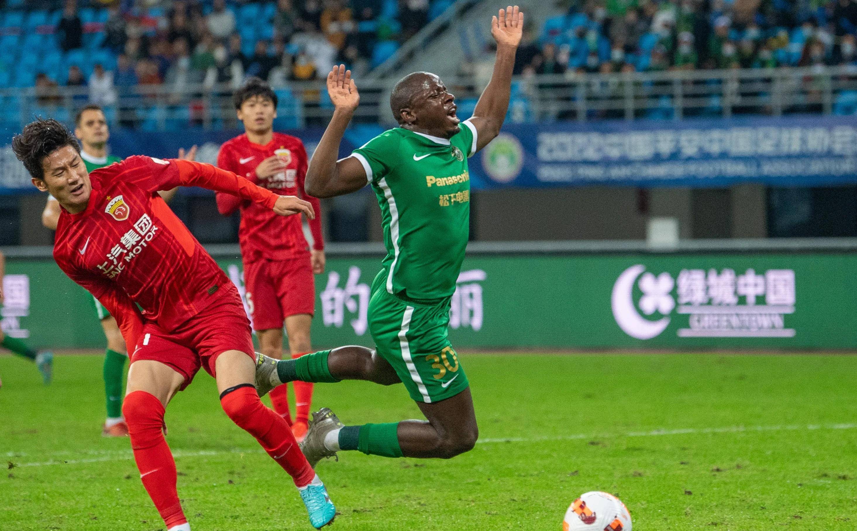 重庆主场1-0小胜上港,显露实力的简单介绍 重庆主场1-0小胜上港,显露实力的简单介绍