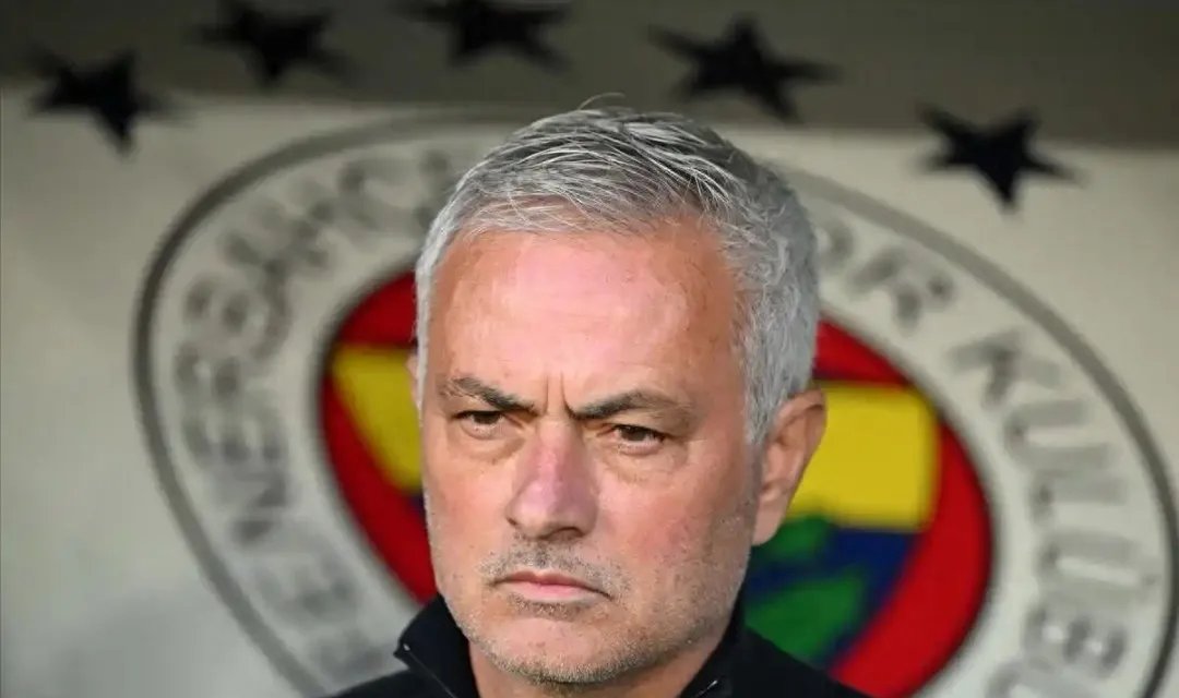 星空体育app-包含法兰克福主帅获得丢掉执教席位，球队需寻找新教头的词条