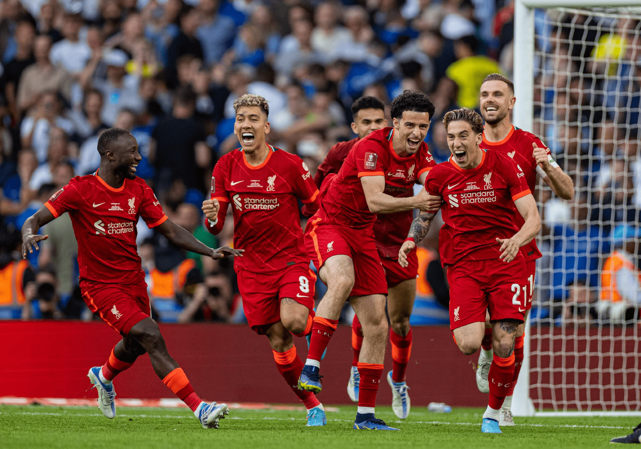 关于阿森纳客场豪取三分,球队积分榜节节攀升的信息 关于阿森纳客场豪取三分,球队积分榜节节攀升的信息