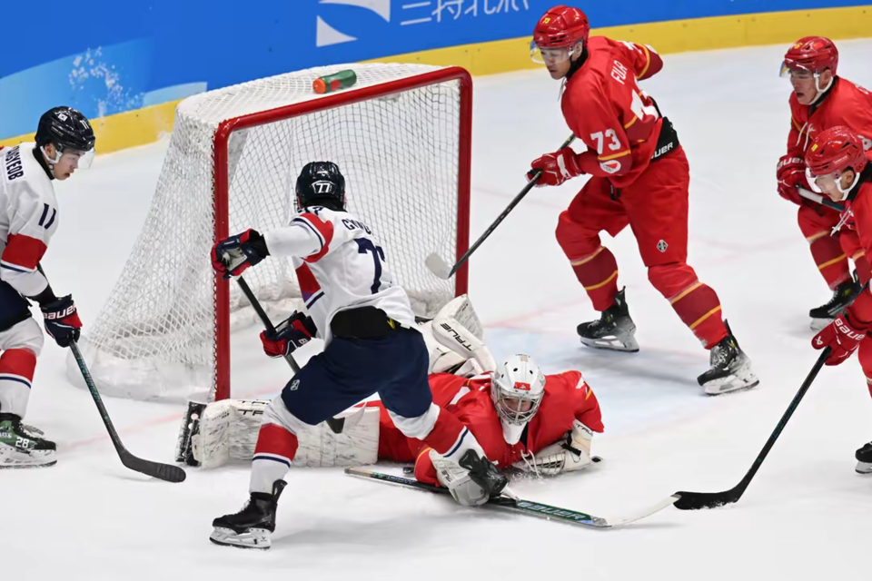 东西亚球队展开激烈对决,胜负悬念 东西亚球队展开激烈对决,胜负悬念