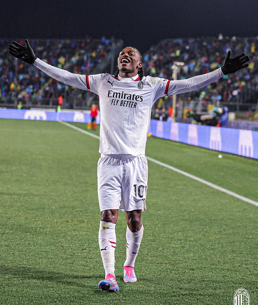 AC米兰遭逆转失利，积分停滞不前的简单介绍