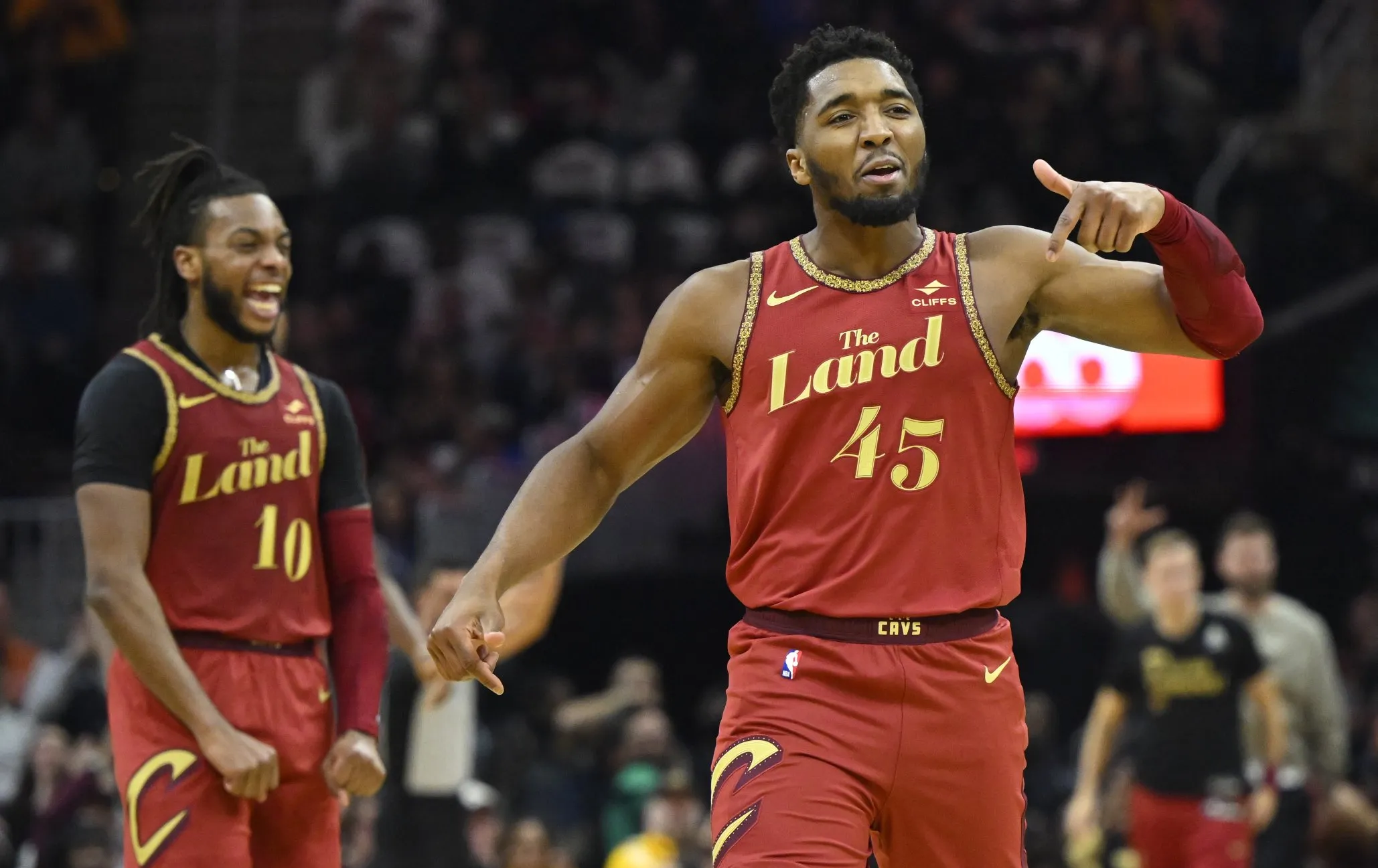 星空体育官网-包含骑士队赛季策略调整，球队或生出新的火花的词条