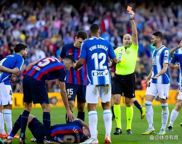 冰岛球员集体受伤,欧预赛困境重重的简单介绍 冰岛球员集体受伤,欧预赛困境重重的简单介绍