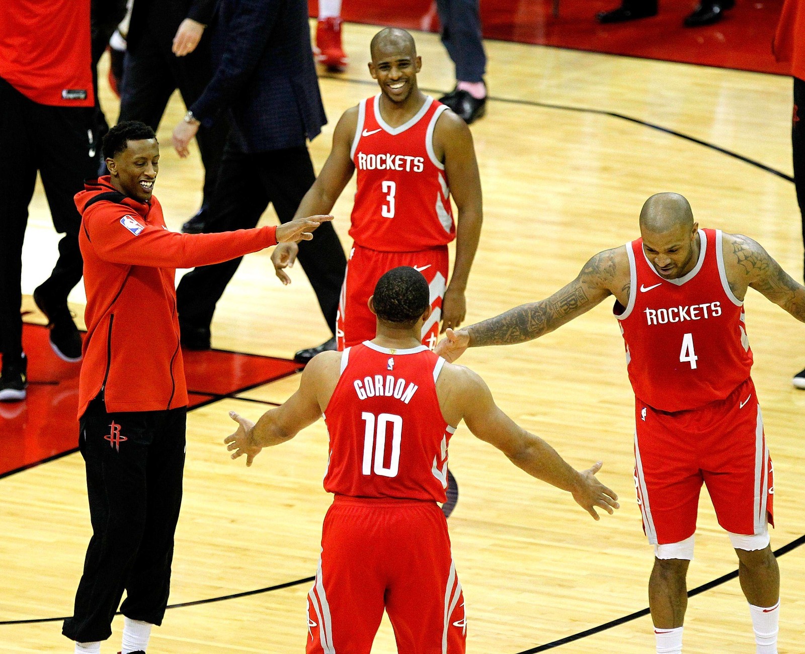 关于米林科维奇成为球队当之无愧的领袖,为队友树立榜样的信息 关于米林科维奇成为球队当之无愧的领袖,为队友树立榜样的信息