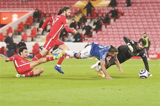 星空体育vip注册-卫冕冠军主场大胜南安普顿，豪取三分