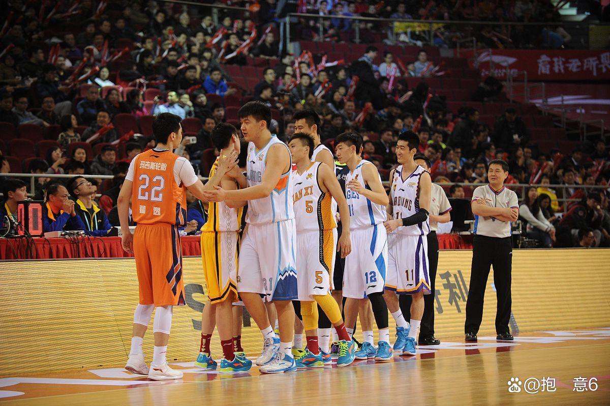 星空体育网址-山西男篮四将上双主场取得胜利